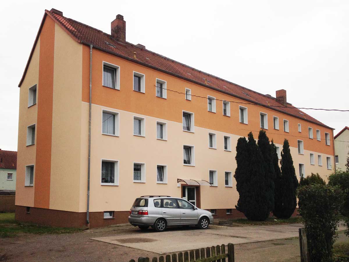 Tewes-Immobilien Gardelegen Mehrfamilienhaus zur Vermietung w3 Frontansicht